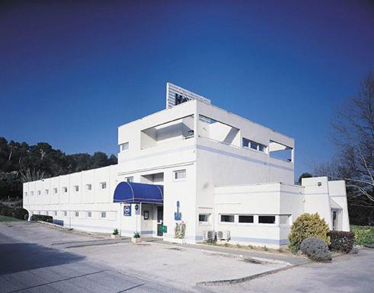 瓦伦丁马赛欧巴涅品质酒店 拉佩讷叙尔于沃讷 外观 照片